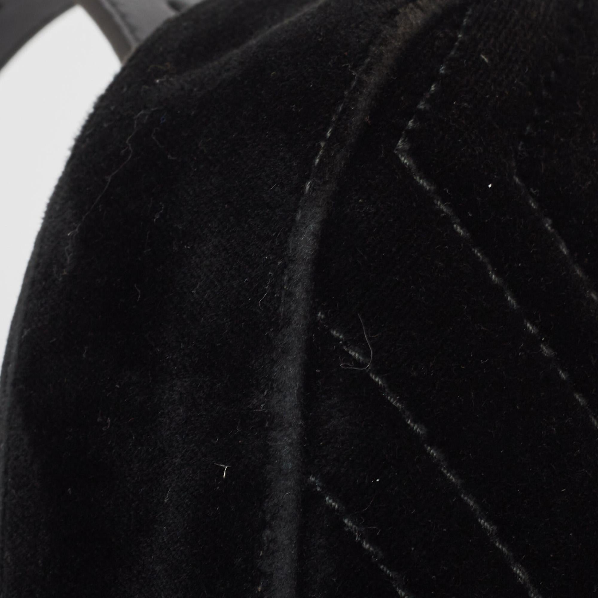 Gucci Black Matelassé Velvet and Leather Mini GG Marmont Belt Bag For Sale 7