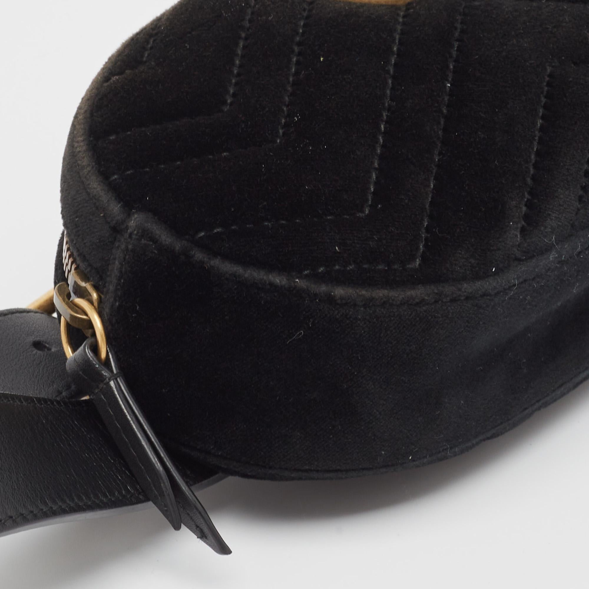 Gucci Black Matelassé Velvet and Leather Mini GG Marmont Belt Bag For Sale 2