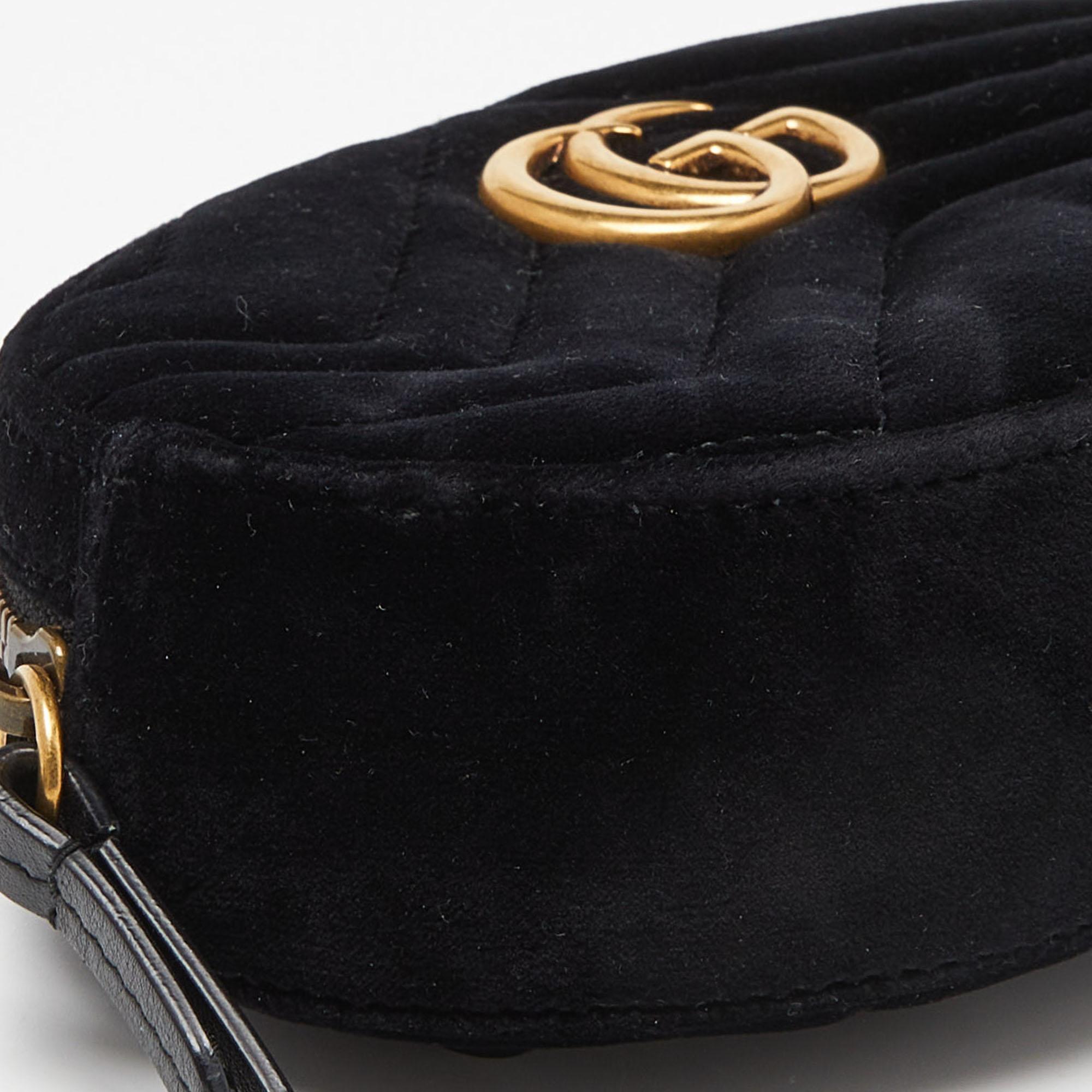 Gucci Black Matelassé Velvet and Leather Mini GG Marmont Belt Bag For Sale 3