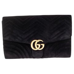 Gucci Black Matelassé Velvet GG Marmont Clutch