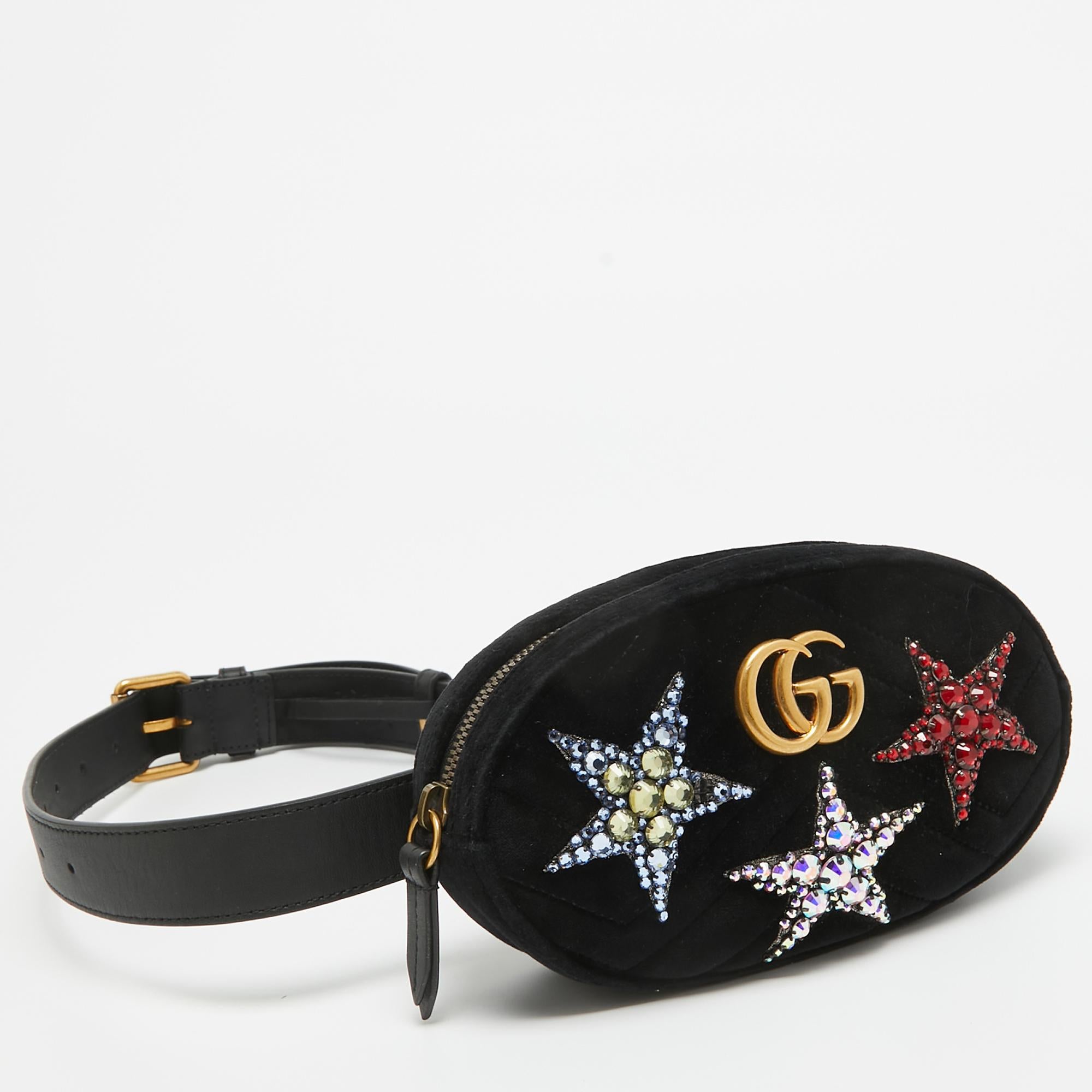 Gucci Black Matelassé Velvet Star Crystal GG Marmont Belt Bag In Excellent Condition For Sale In Dubai, Al Qouz 2