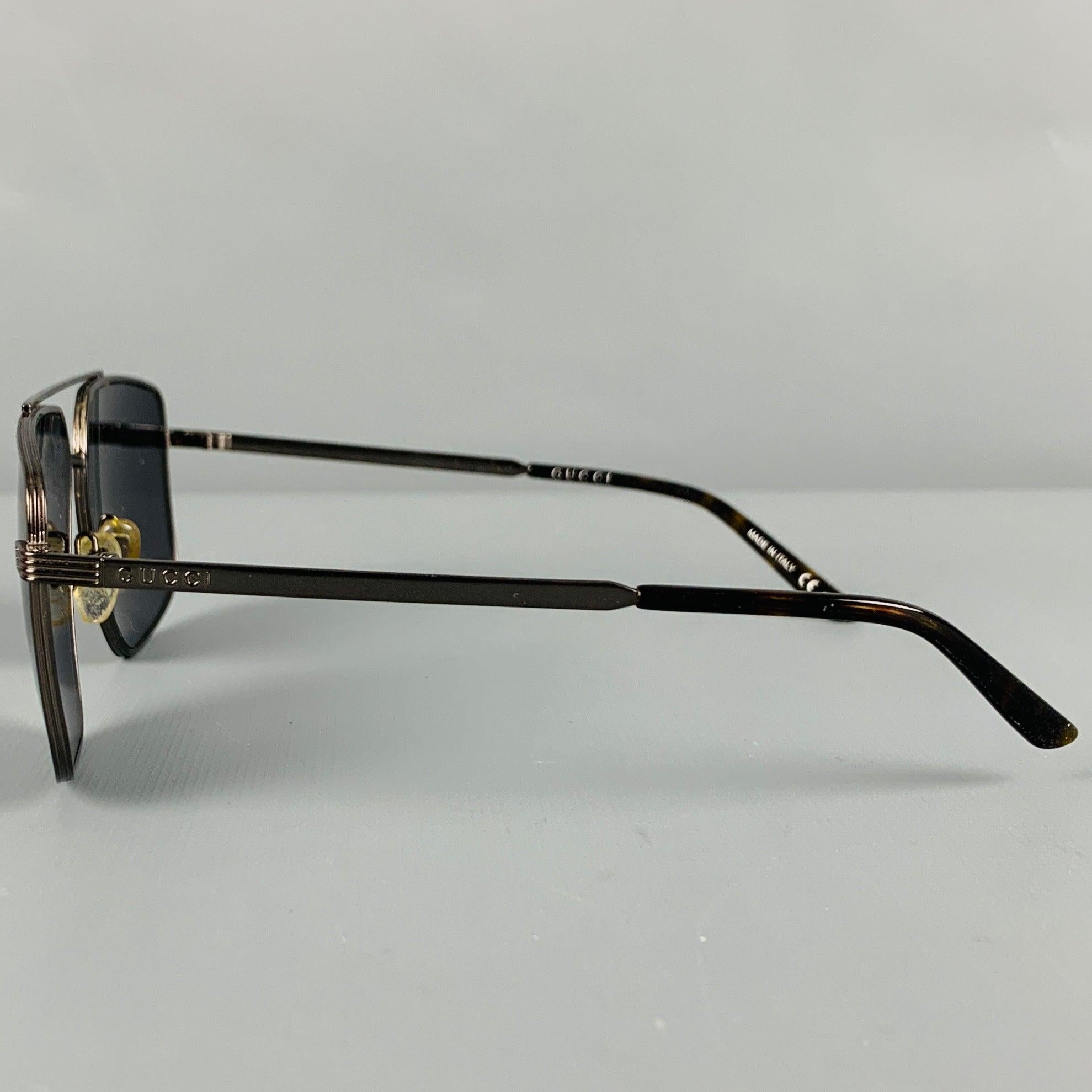 GUCCI Schwarze Metall-Sonnenbrille Herren im Angebot
