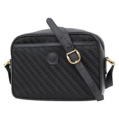 Vintage Gucci Black Micro GG monogram Cross Body 234G567