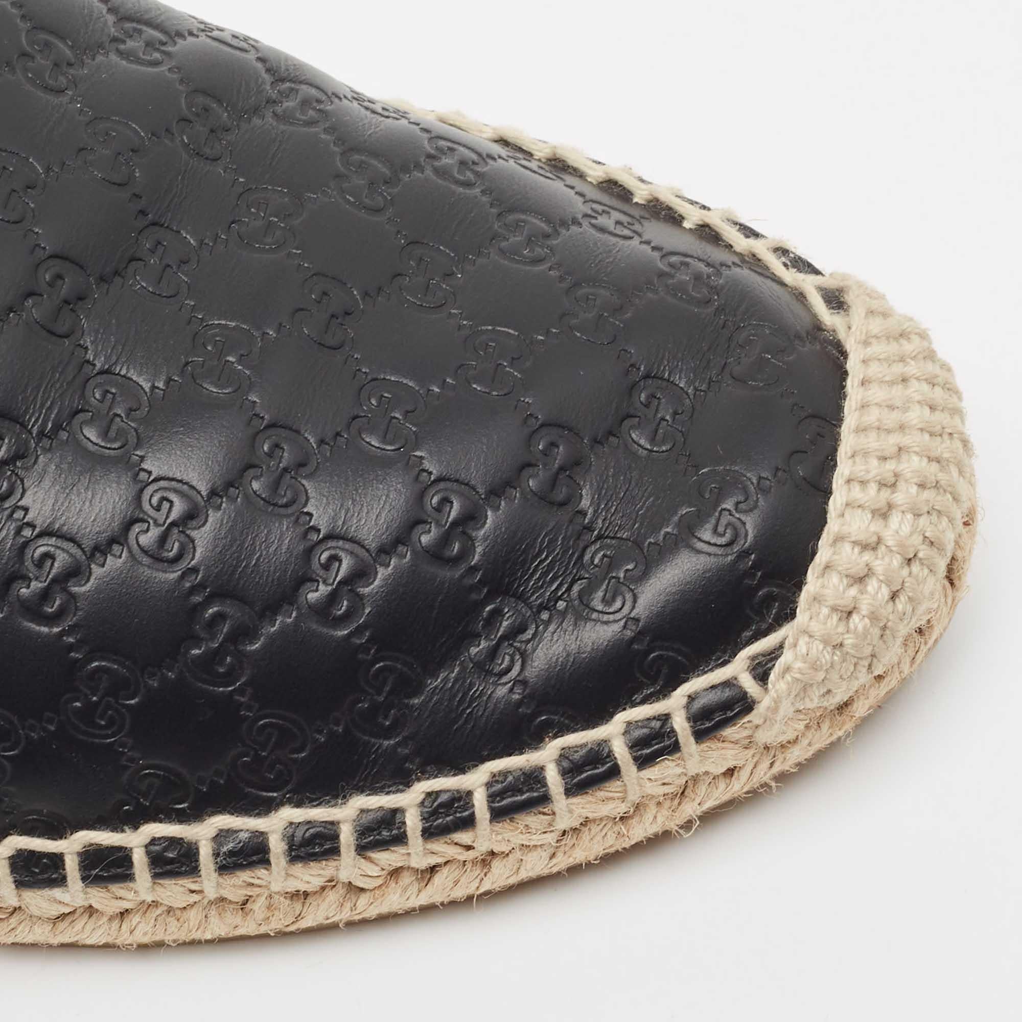 Gucci Black Microguccissima Leather Slip On Espadrille Flats Size 38 For Sale 3