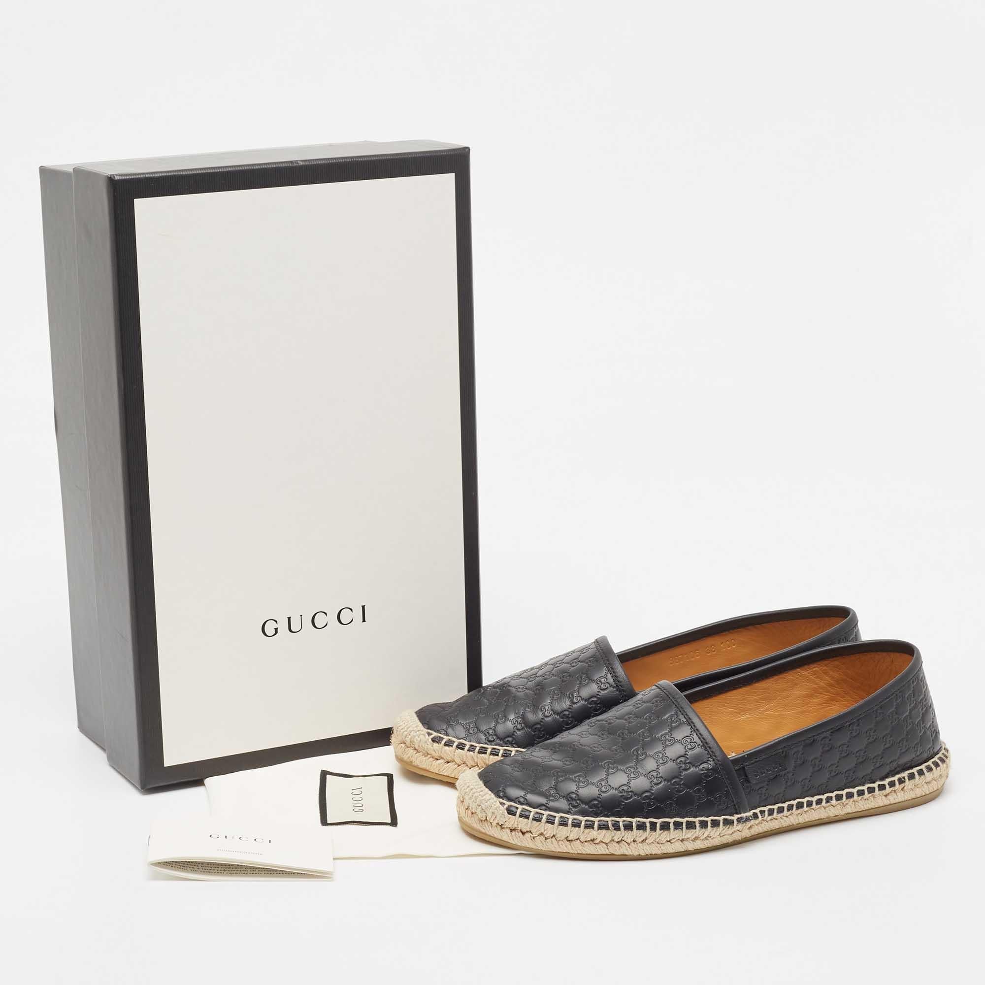 Gucci Black Microguccissima Leather Slip On Espadrille Flats Size 38 For Sale 5