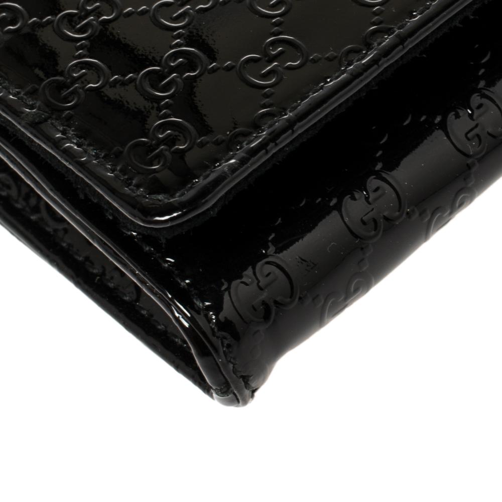 Schwarze Microguccissima Broadway-Clutch aus Lackleder von Gucci 6
