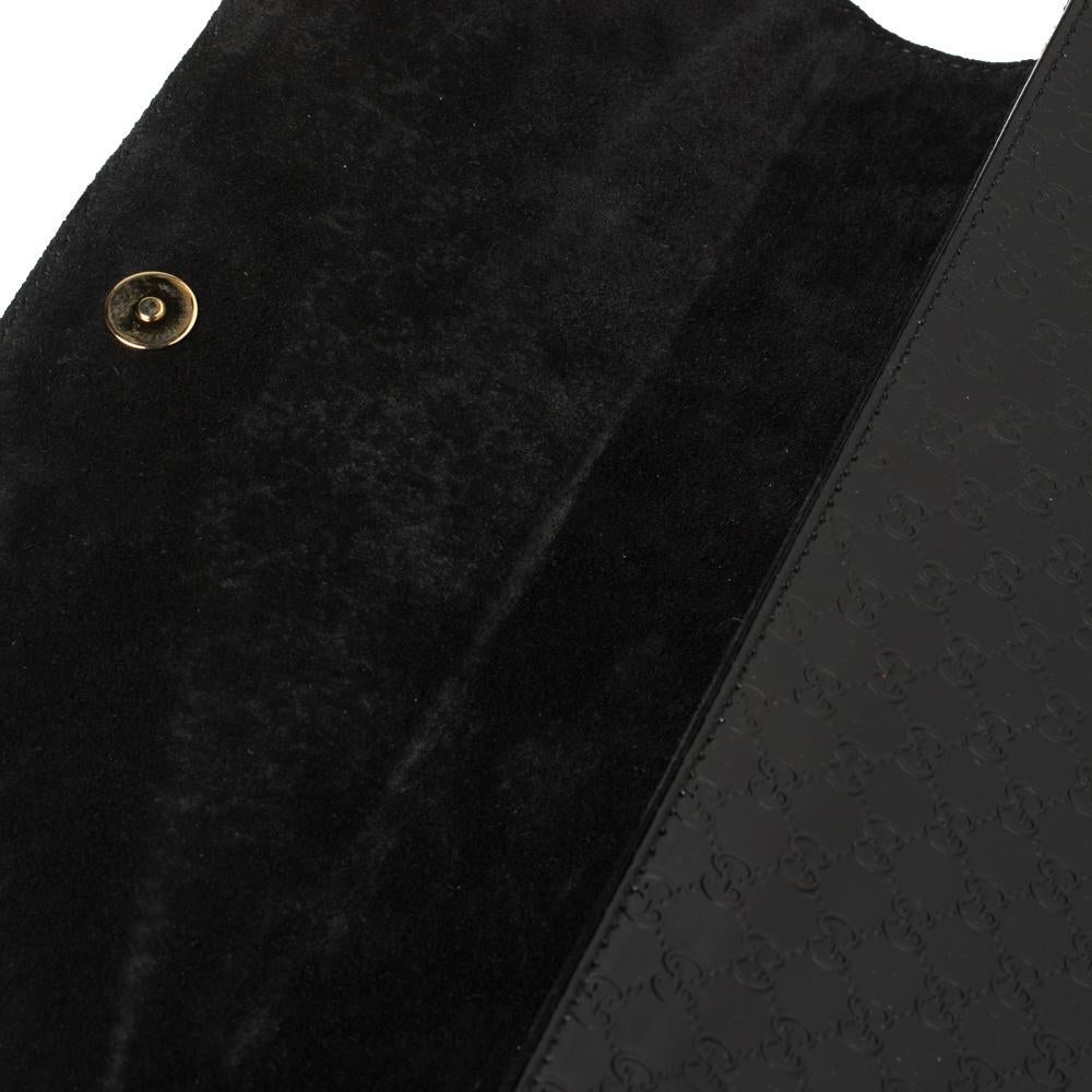 Schwarze Microguccissima Broadway-Clutch aus Lackleder von Gucci 2