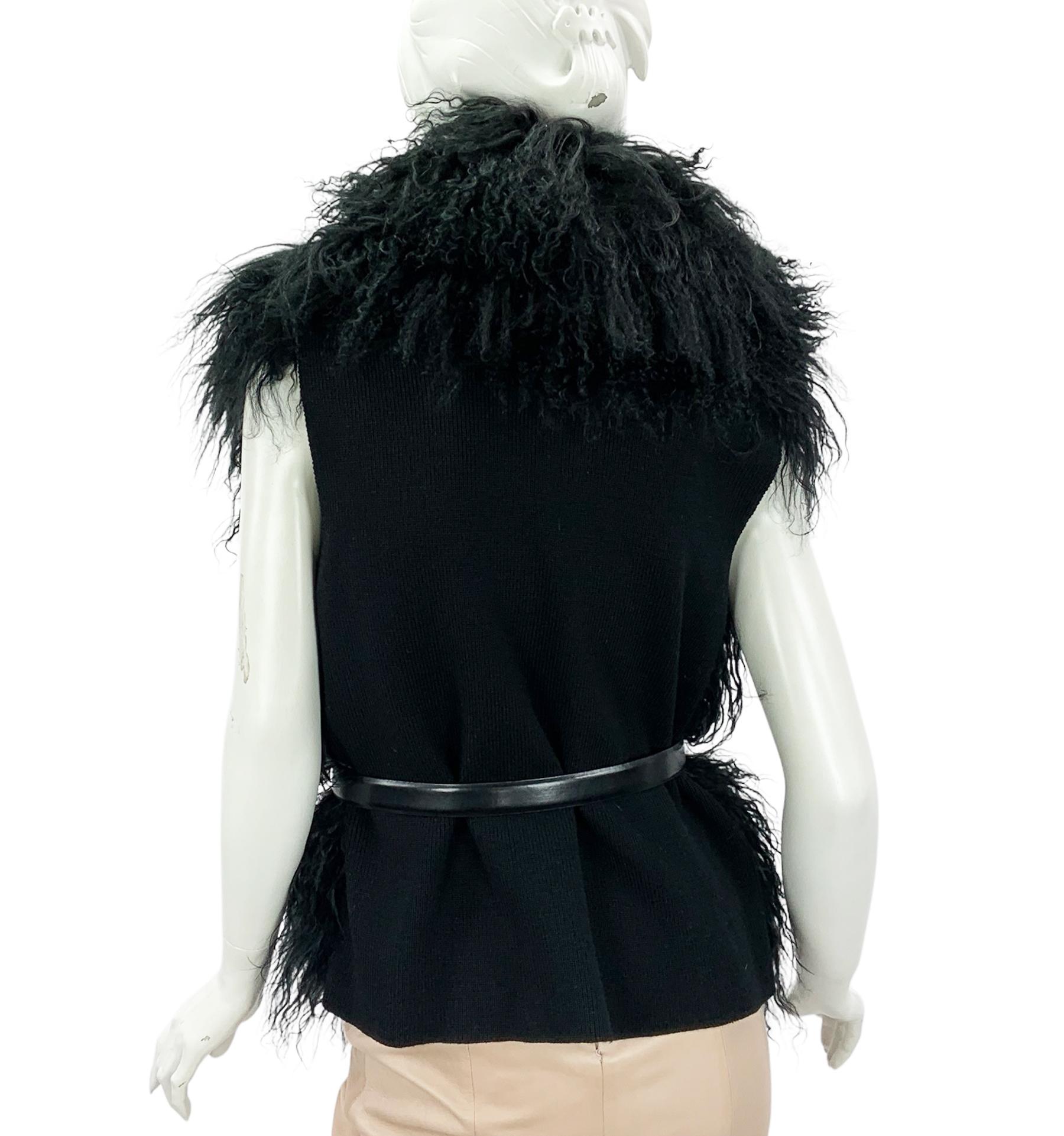 Women's Gucci Black Mongolian Lamb-Fur Wool Vest Jacket with Collar Italian size 44 US 8 For Sale
