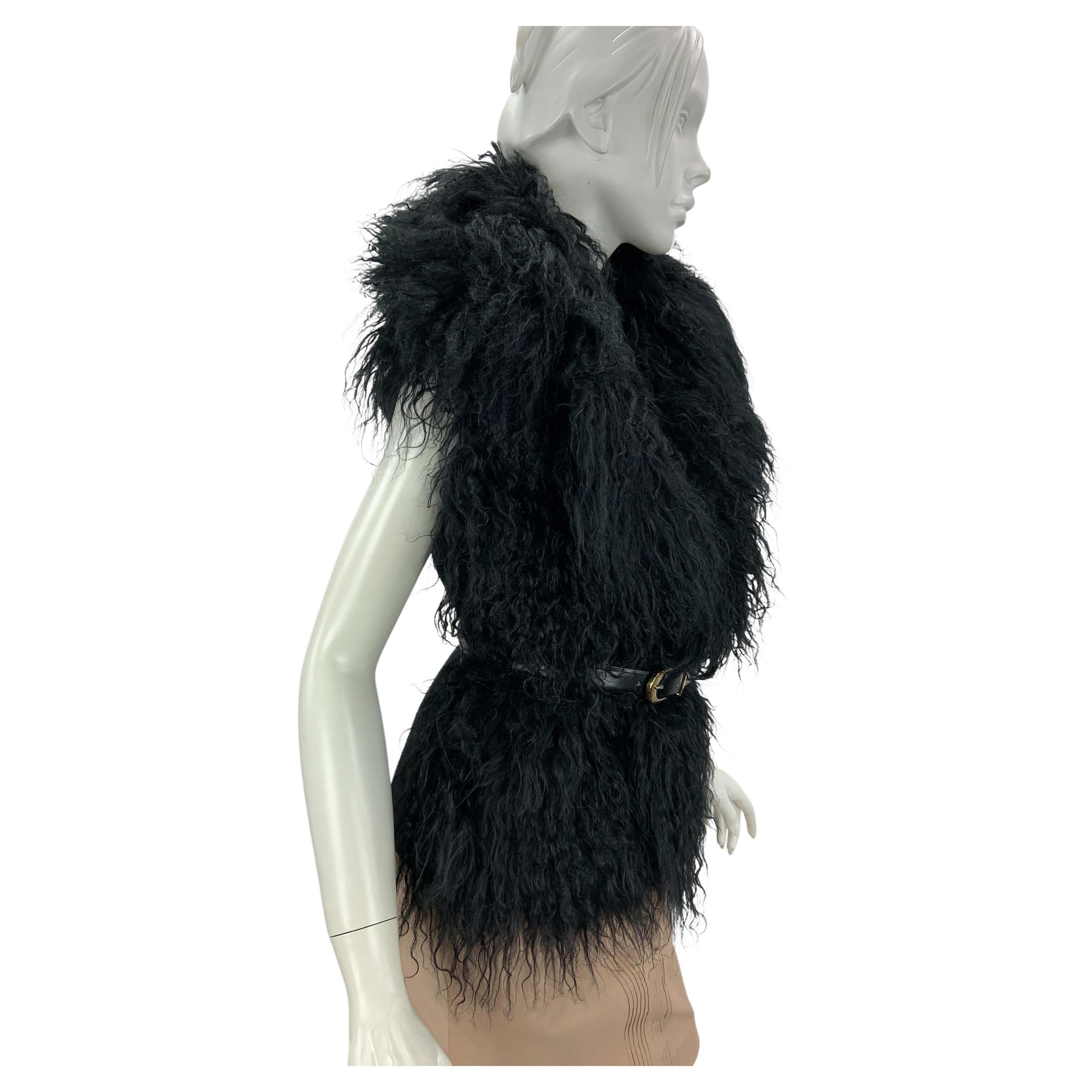 Gucci Black Mongolian Lamb-Fur Wool Vest Jacket with Collar Italian size 44 US 8 For Sale
