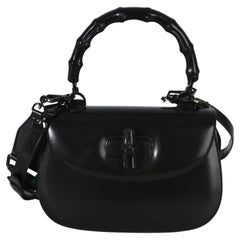 Borsa Gucci Dyana Lux Medium Bamboo 1947 con manico superiore, nera monocromatica con motivo a doghe