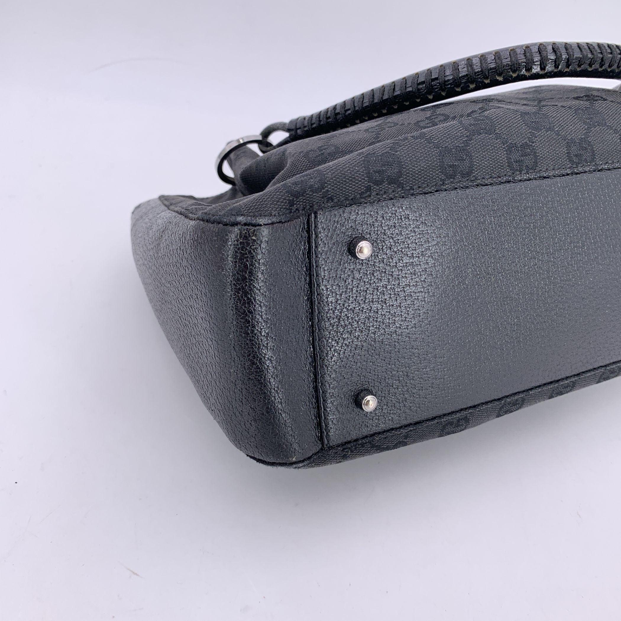Gucci Borsa a tracolla Tote in tela Monogram nera in vendita 5