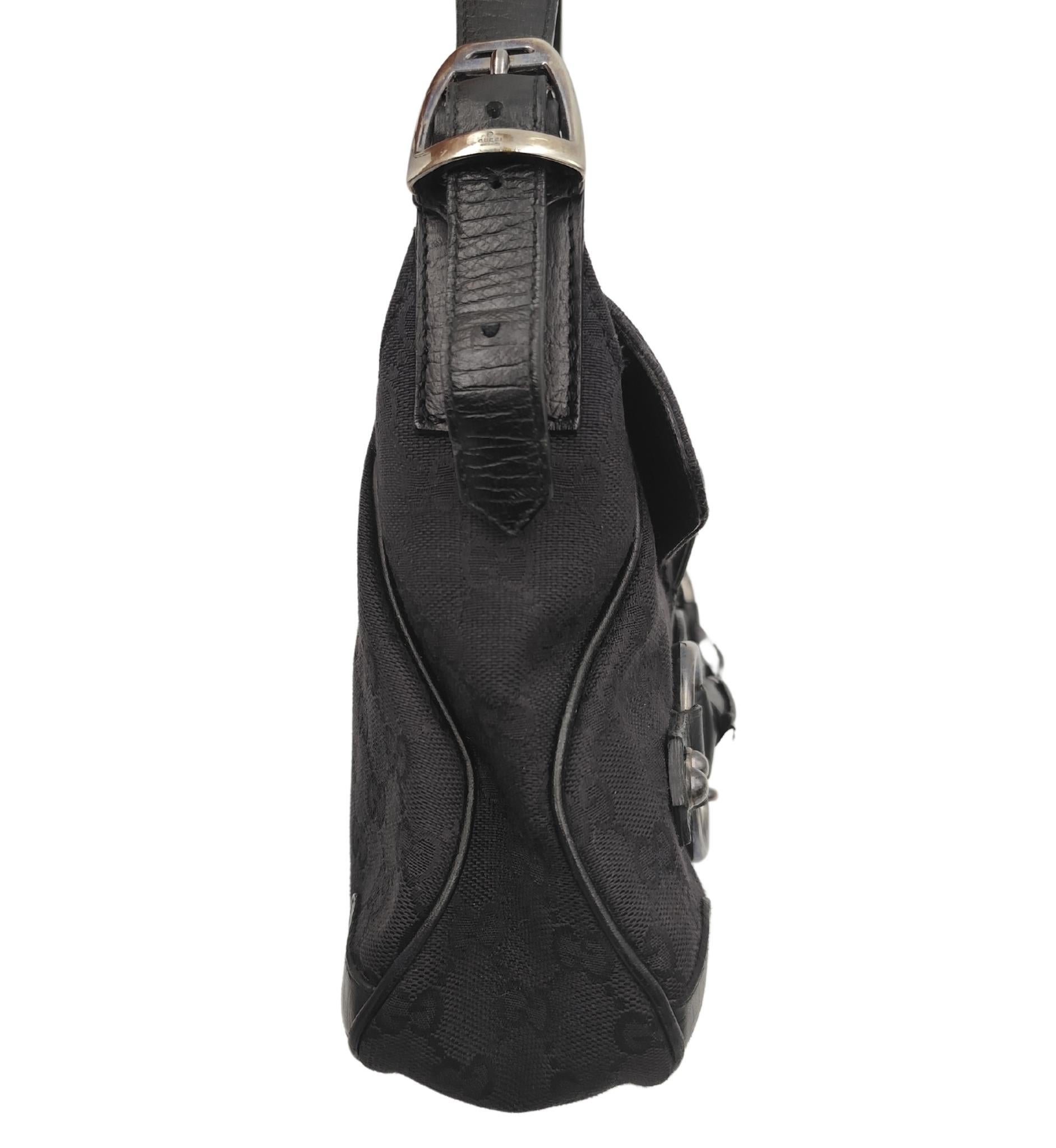 Black Gucci black monogram horsebit chain shoulder bag For Sale