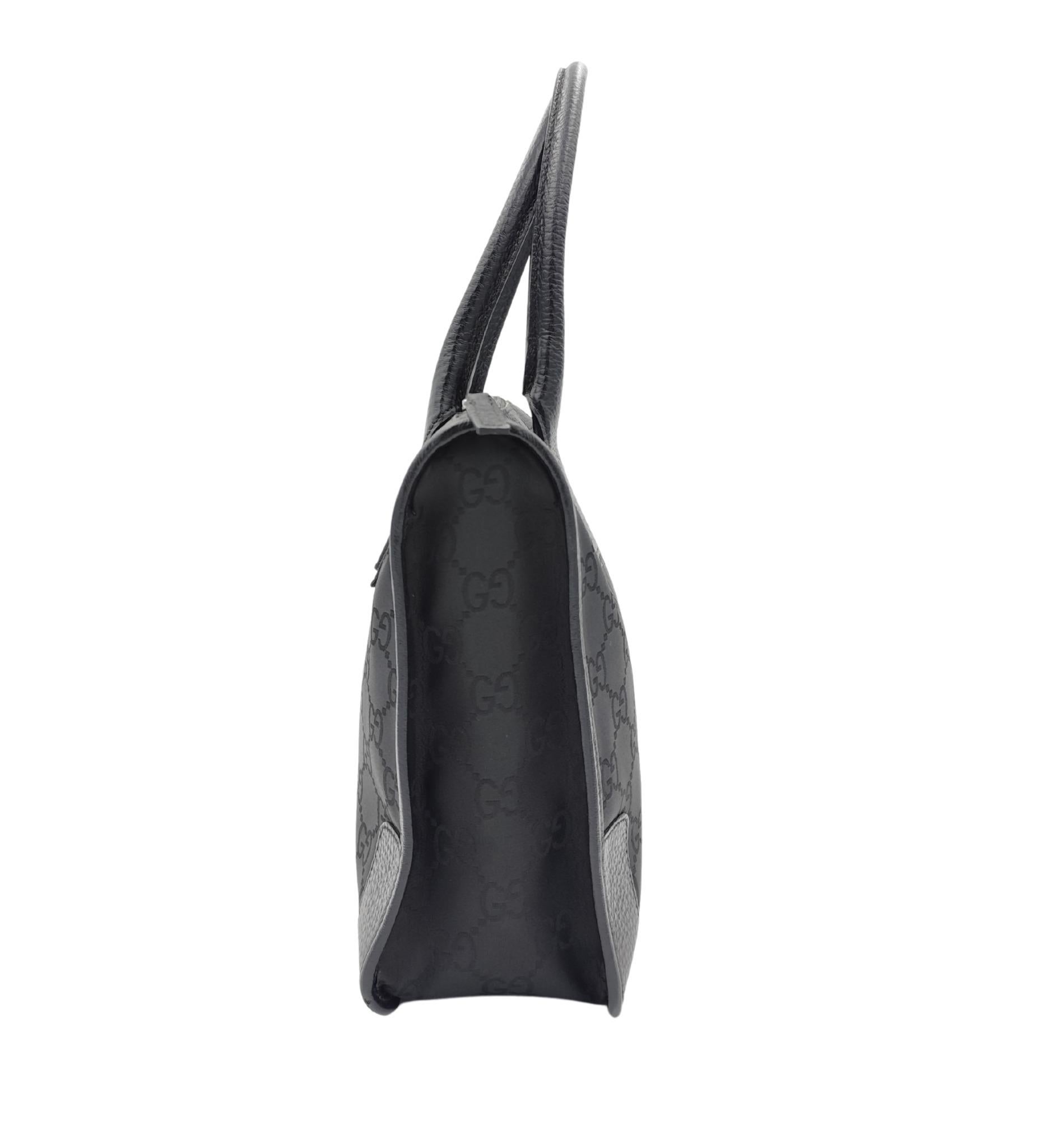 Borsa Gucci in nylon con monogramma nero e tote in pelle In condizioni buone in vendita a Milano, IT