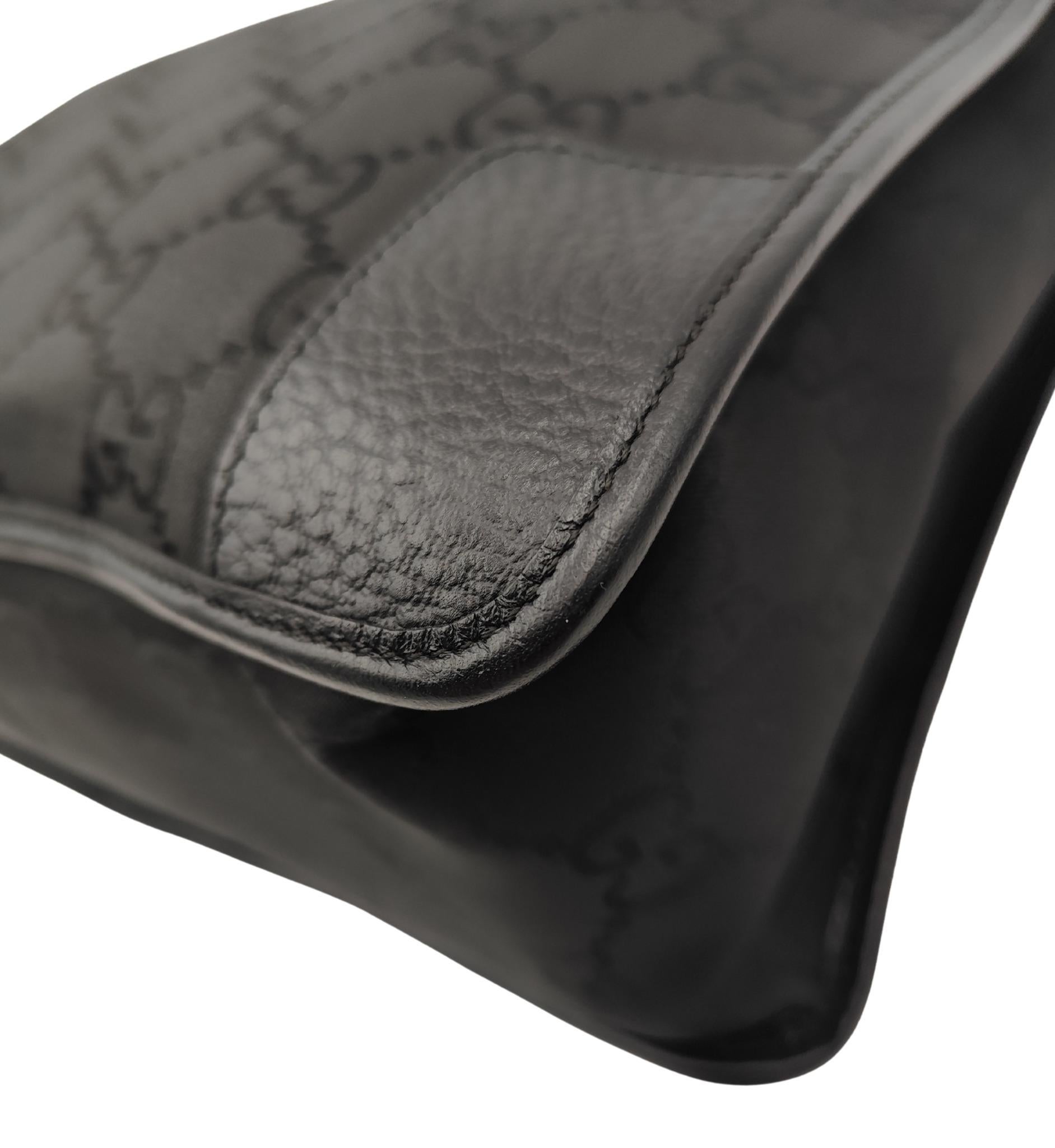 Borsa Gucci in nylon con monogramma nero e tote in pelle in vendita 4