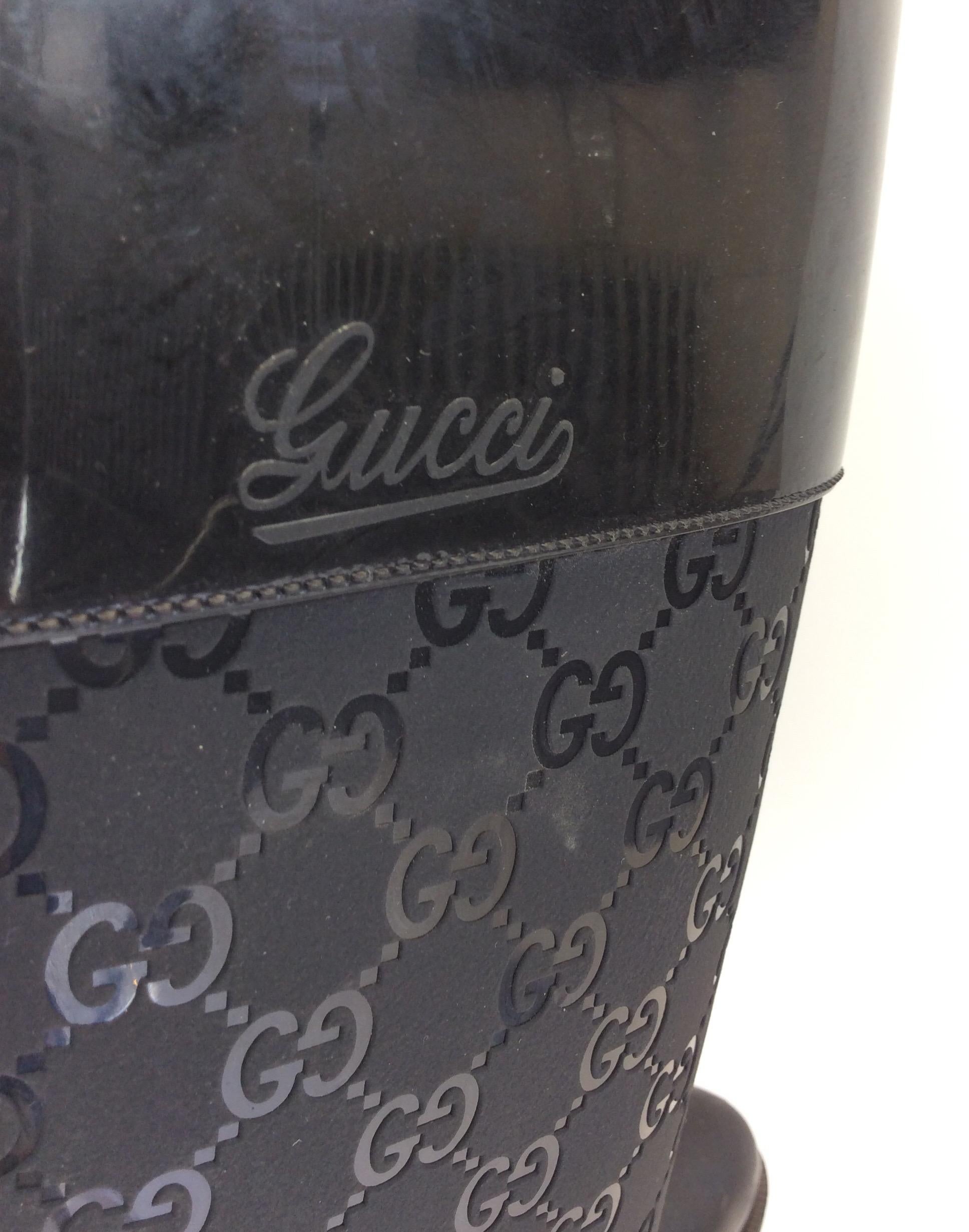 Gucci Black Monogram Rainboot In Good Condition For Sale In Narberth, PA