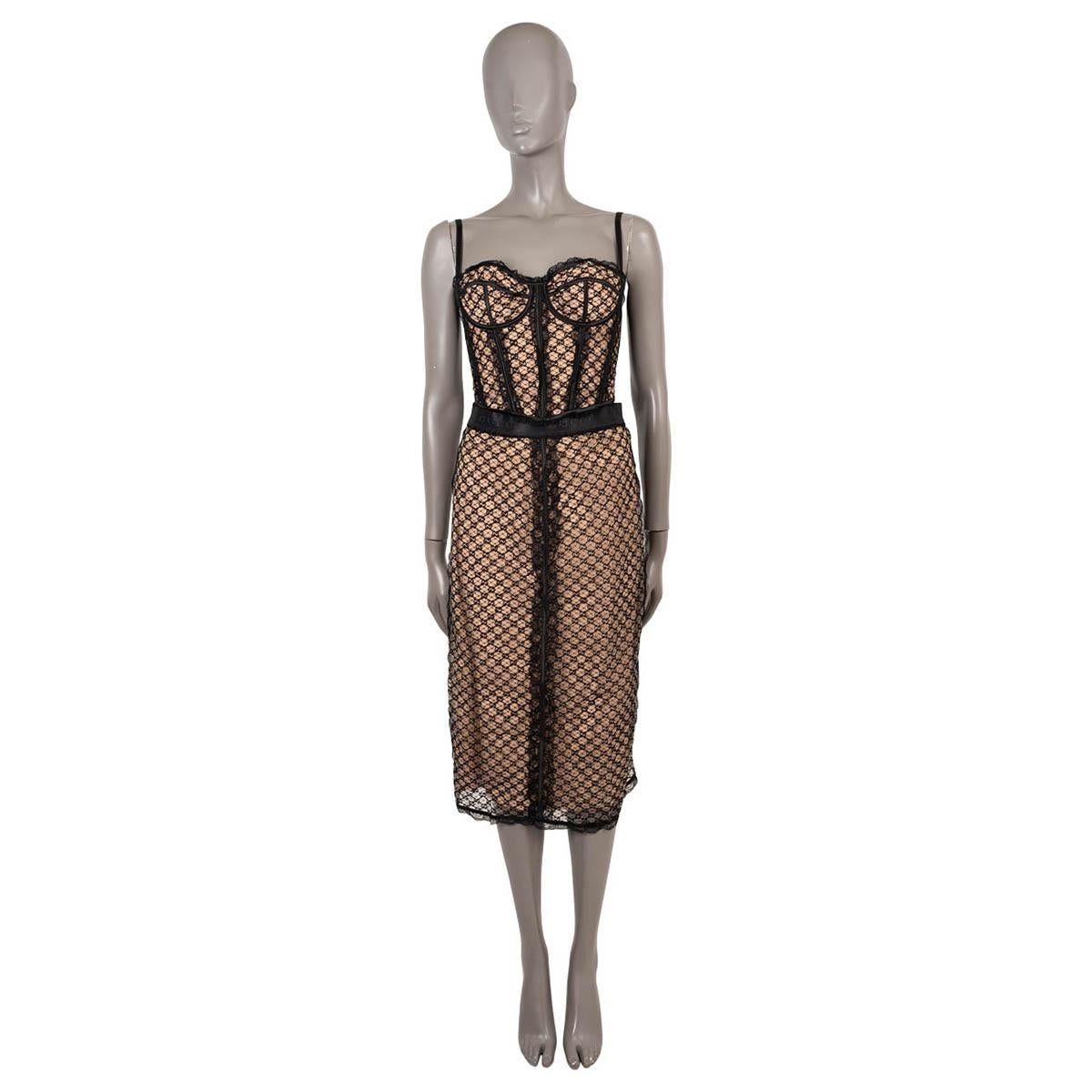 GUCCI Schwarz & nude 2021 GG MESH & LACE TRIM MIDI Rock S im Angebot 3