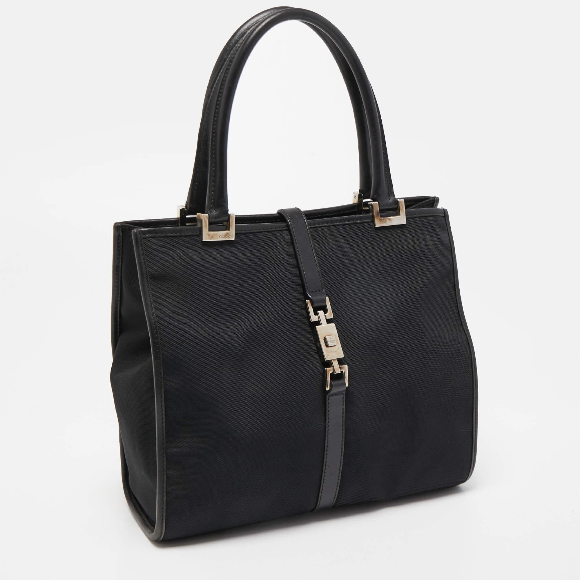 Women's Gucci Black Nylon and Leather Jackie O Tote For Sale
