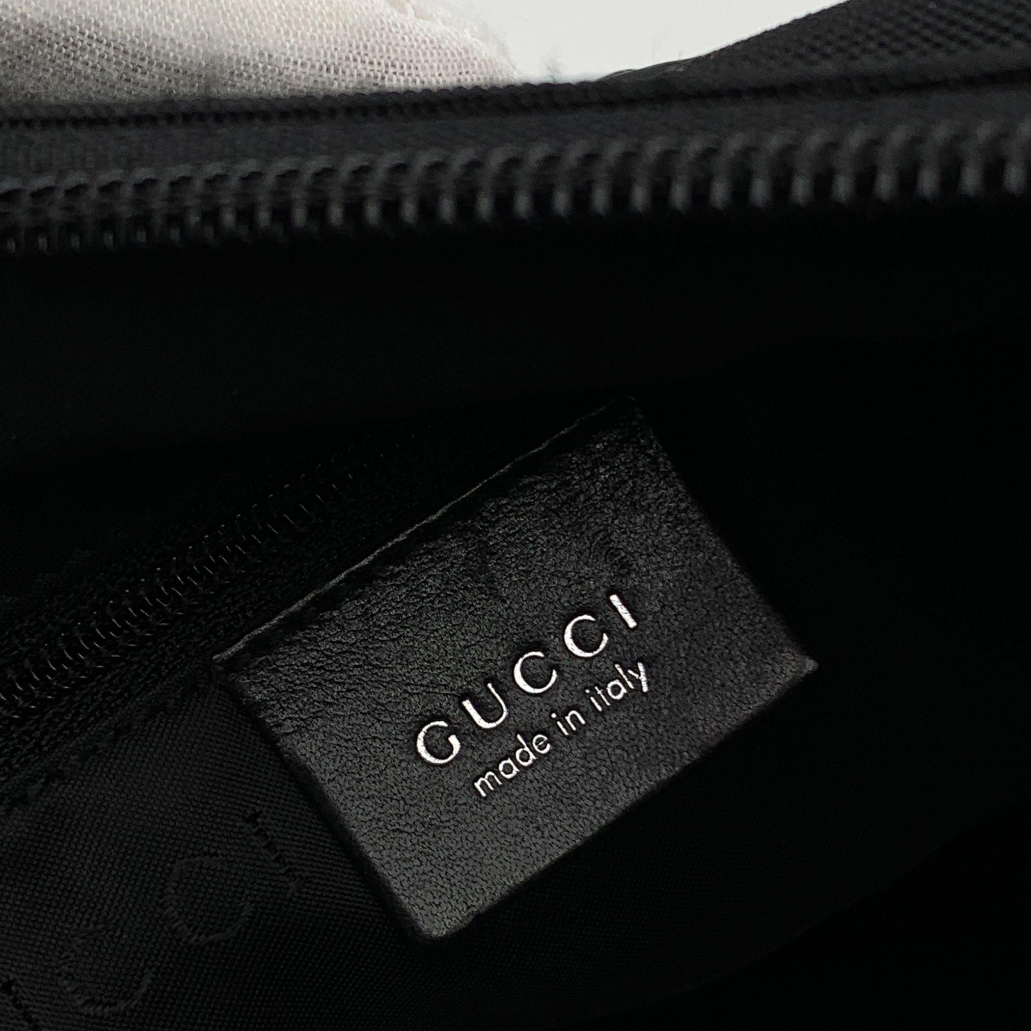 Gucci Black Nylon Canvas 2 Way Bamboo Handle Shoulder Bag For Sale 1