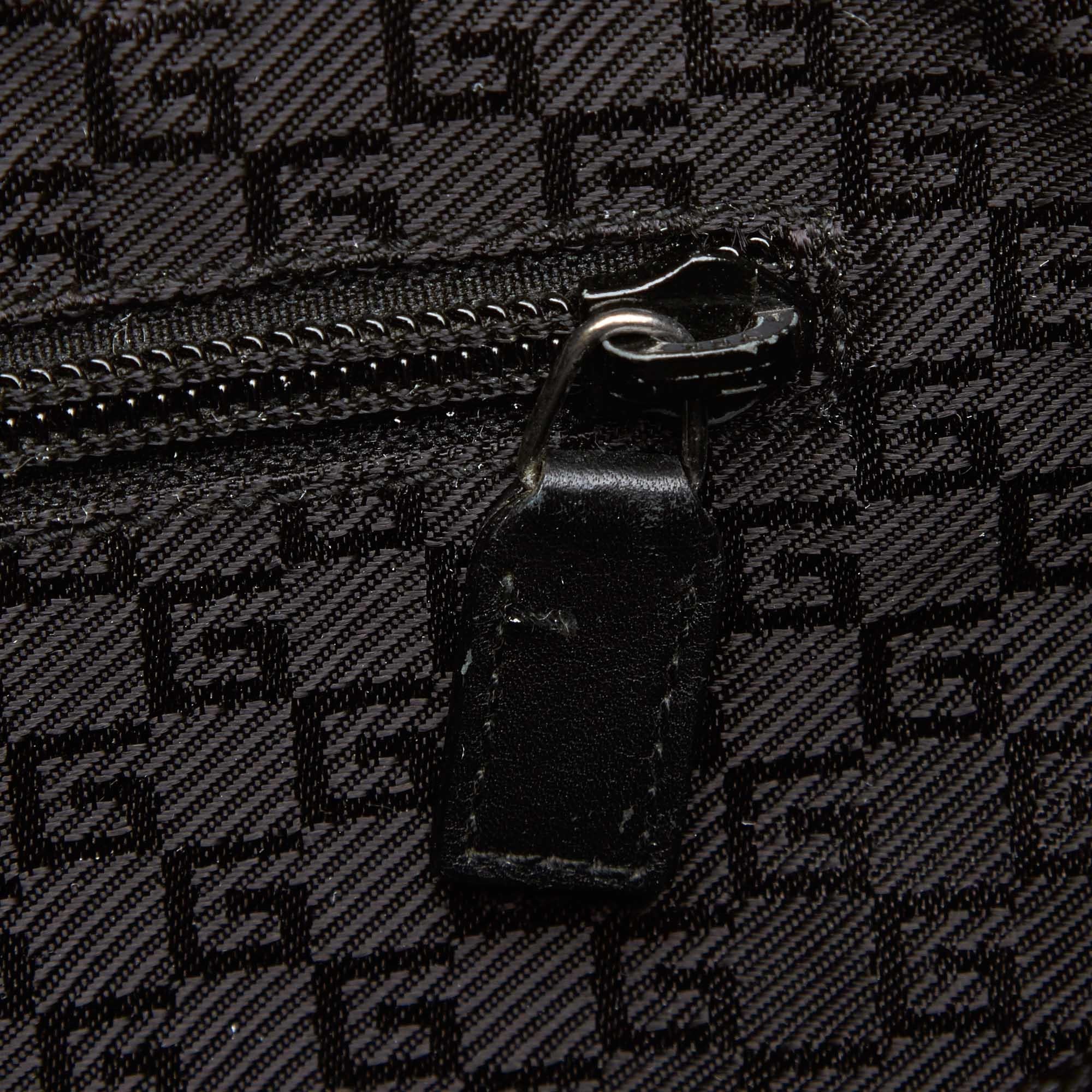 Gucci Black Nylon Crossbody Bag at 1stDibs | gucci nylon crossbody bag ...