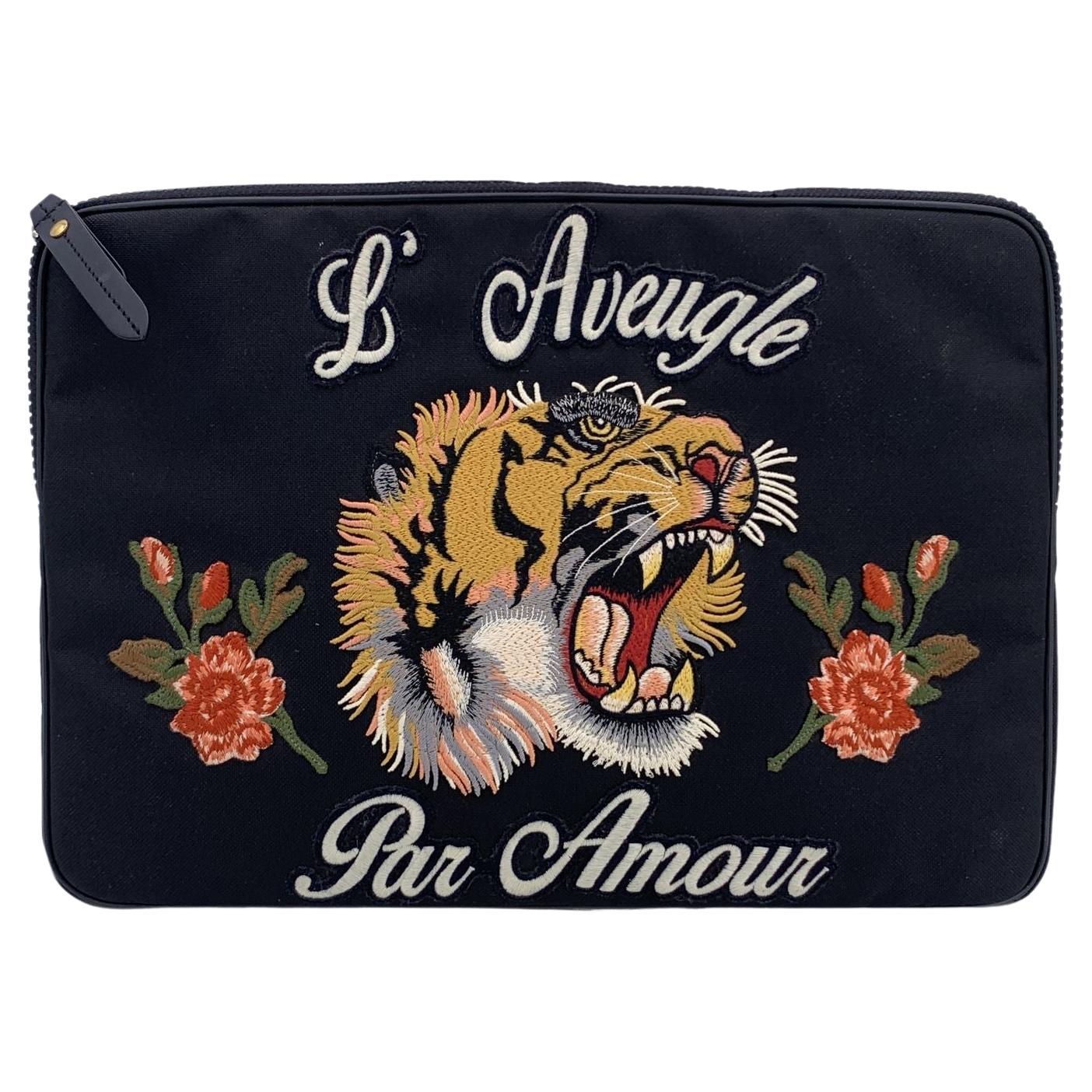 Gucci Black Nylon L'Aveugle Par Amour Laptop Computer Case For Sale