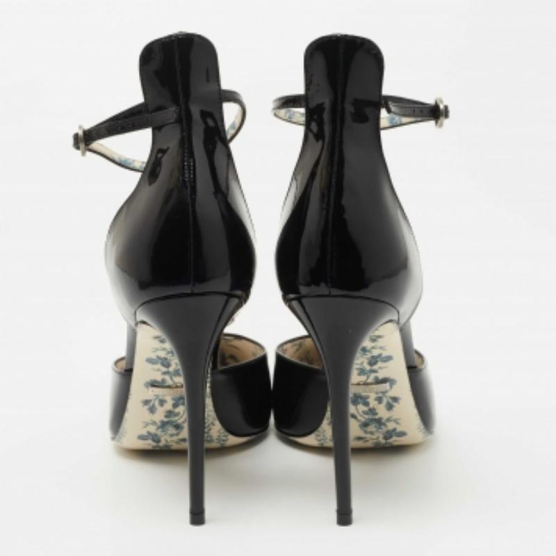 De las mujeres Bombas con correa al tobillo Gucci Black Patent Daisy Talla 40 en venta