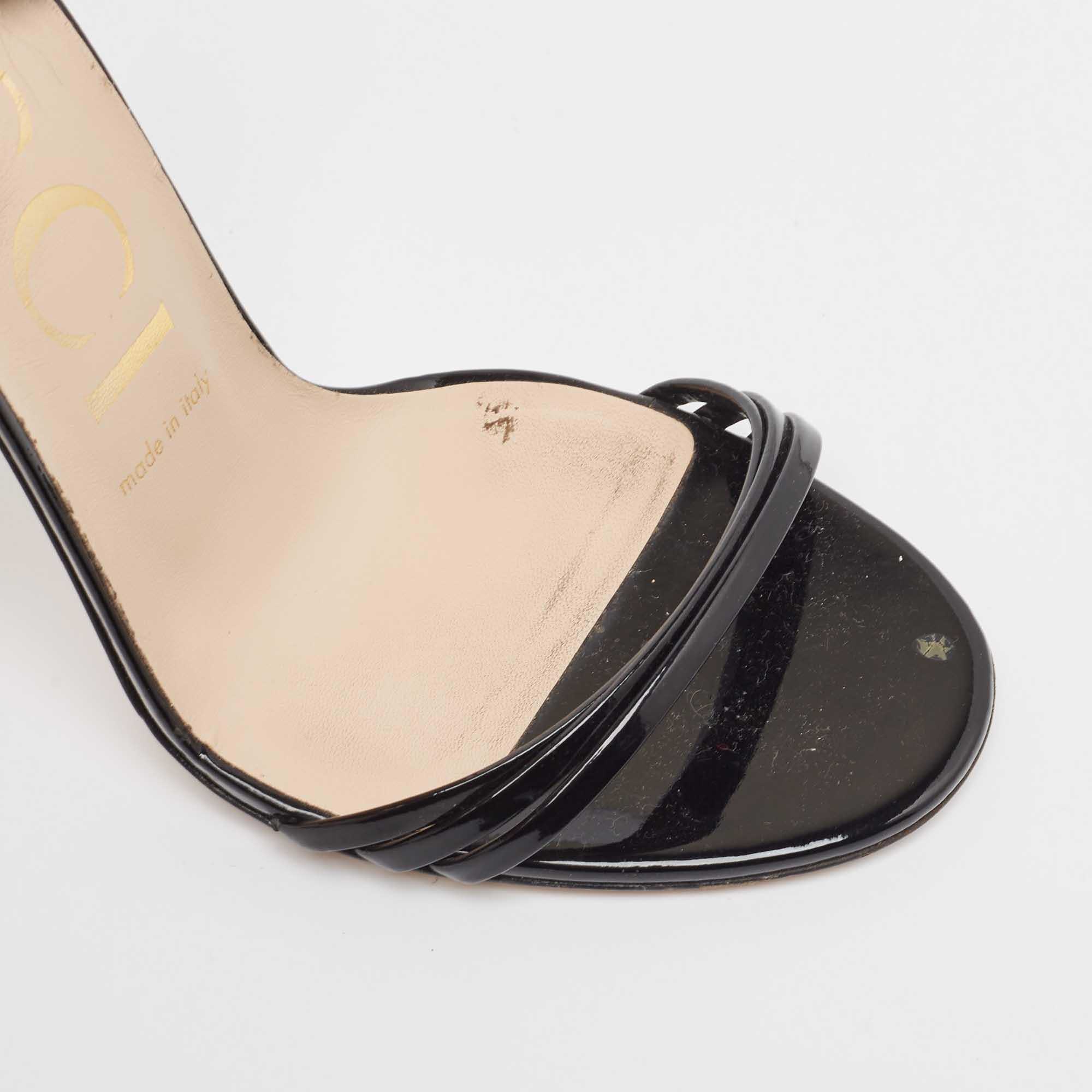 Gucci Black Patent Leather Ankle Strap Sandals Size 38 For Sale 3