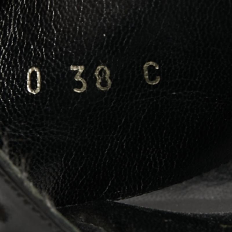Gucci Black Patent Leather Cut-Out Wedge Slide Sandals Size 38 For Sale 1