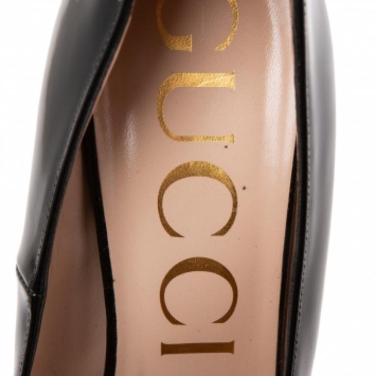 Noir Gucci - Escarpins Elaisa en cuir verni noir avec nœud amovible en fausse perle - Taille 40 en vente