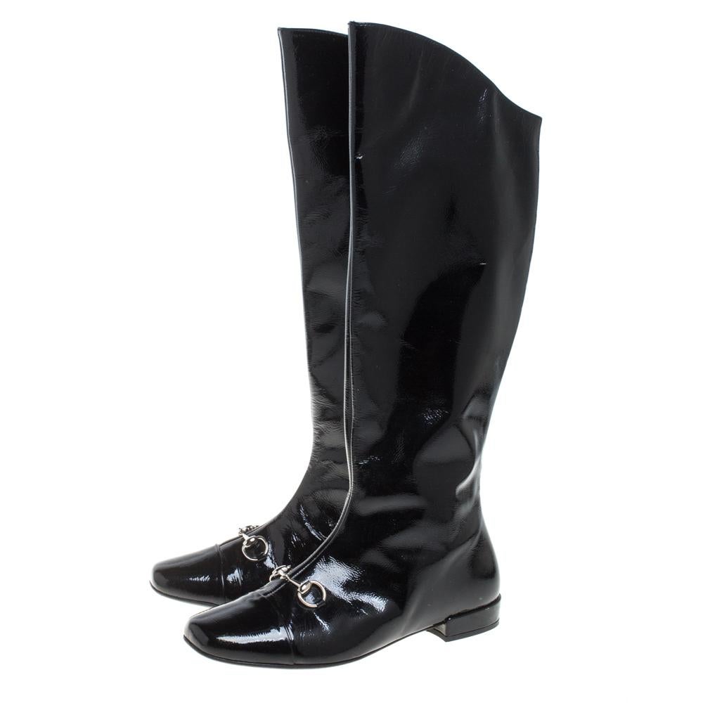 Gucci Black Patent Leather Horse Bit Knee Length Boots Size 35 In Good Condition In Dubai, Al Qouz 2