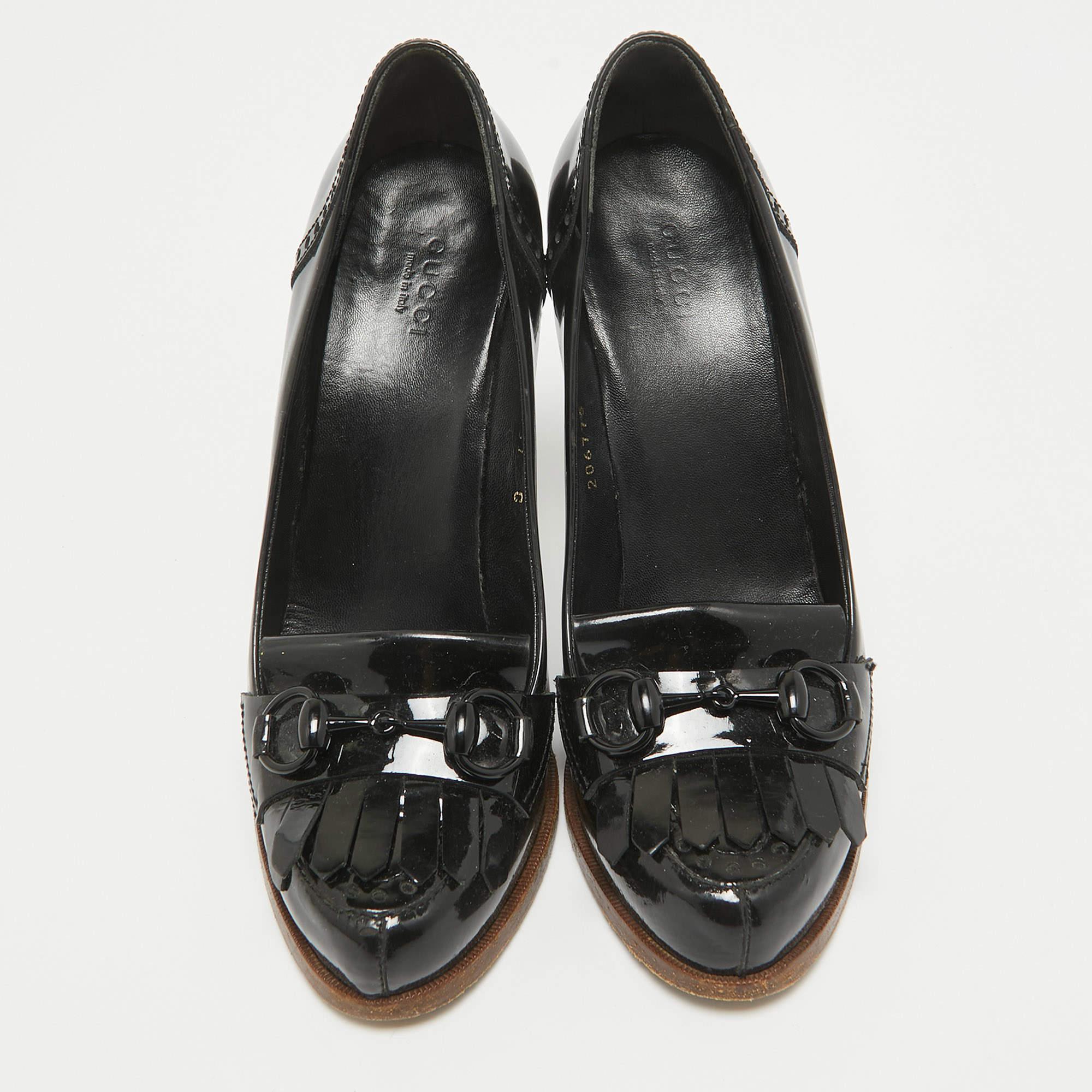 Gucci Black Patent Leather Horsebit Fringe Loafer Pumps Size 37 In Fair Condition In Dubai, Al Qouz 2