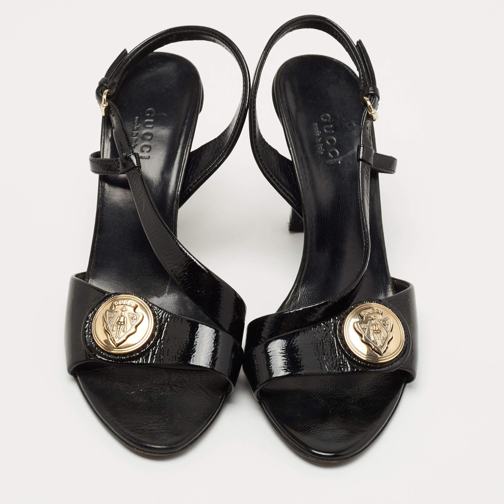 Gucci Black Patent Leather Hysteria Slingback Sandals Size 36.5 In Good Condition For Sale In Dubai, Al Qouz 2