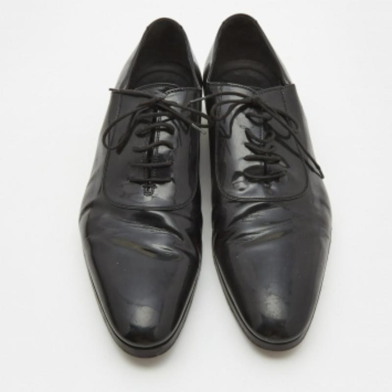 Gucci, scarpe da ginnastica in vernice nera Up & Up Taglia 43 in vendita 1