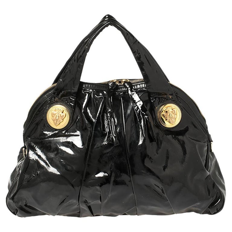 Gucci - Grand sac cabas Hysteria en cuir verni noir En vente sur 1stDibs