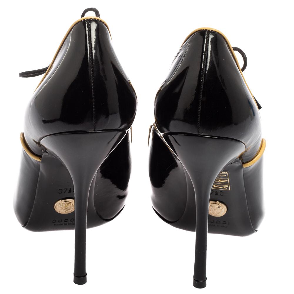 Gucci Black Patent Leather Newton Peep-Toe Booties Size 37.5 In Good Condition In Dubai, Al Qouz 2