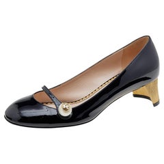 Gucci Mary Jane Pumps aus schwarzem Lackleder mit Perlendetail, Größe 36