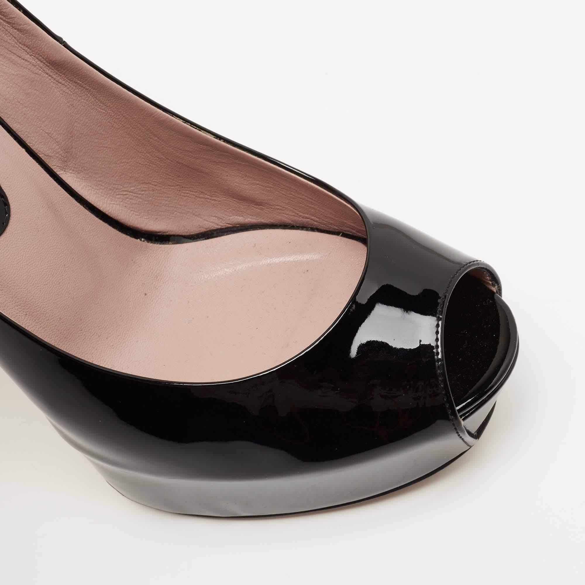 Gucci Black Patent Leather Peep Toe Platform Pumps Size 40 For Sale 2