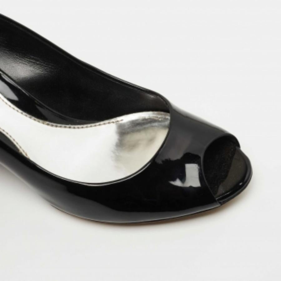 Donna Gucci Pumps con zeppa in vernice nera taglia 36