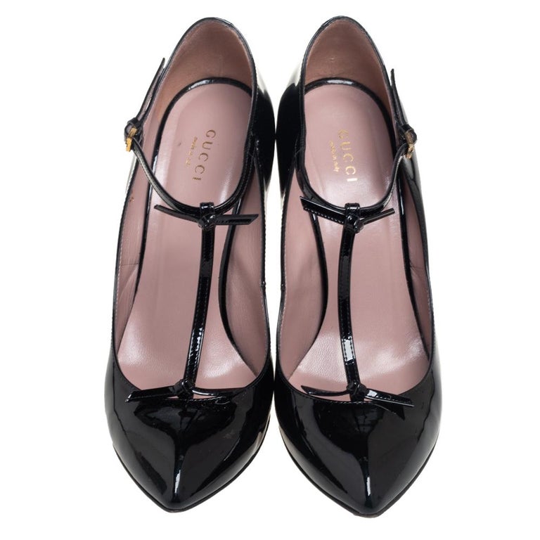 Gucci Black Patent Leather Pointed Toe T-Strap Pumps Size 39.5 For Sale ...