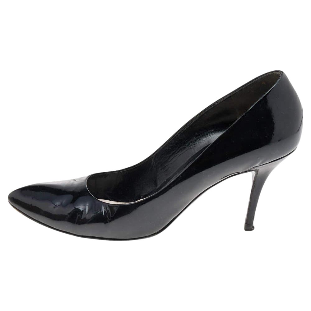 Gucci Black Patent Leather Pumps Size 40