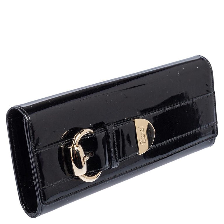 Women's Gucci Black Patent Leather Romy Clutch For Sale