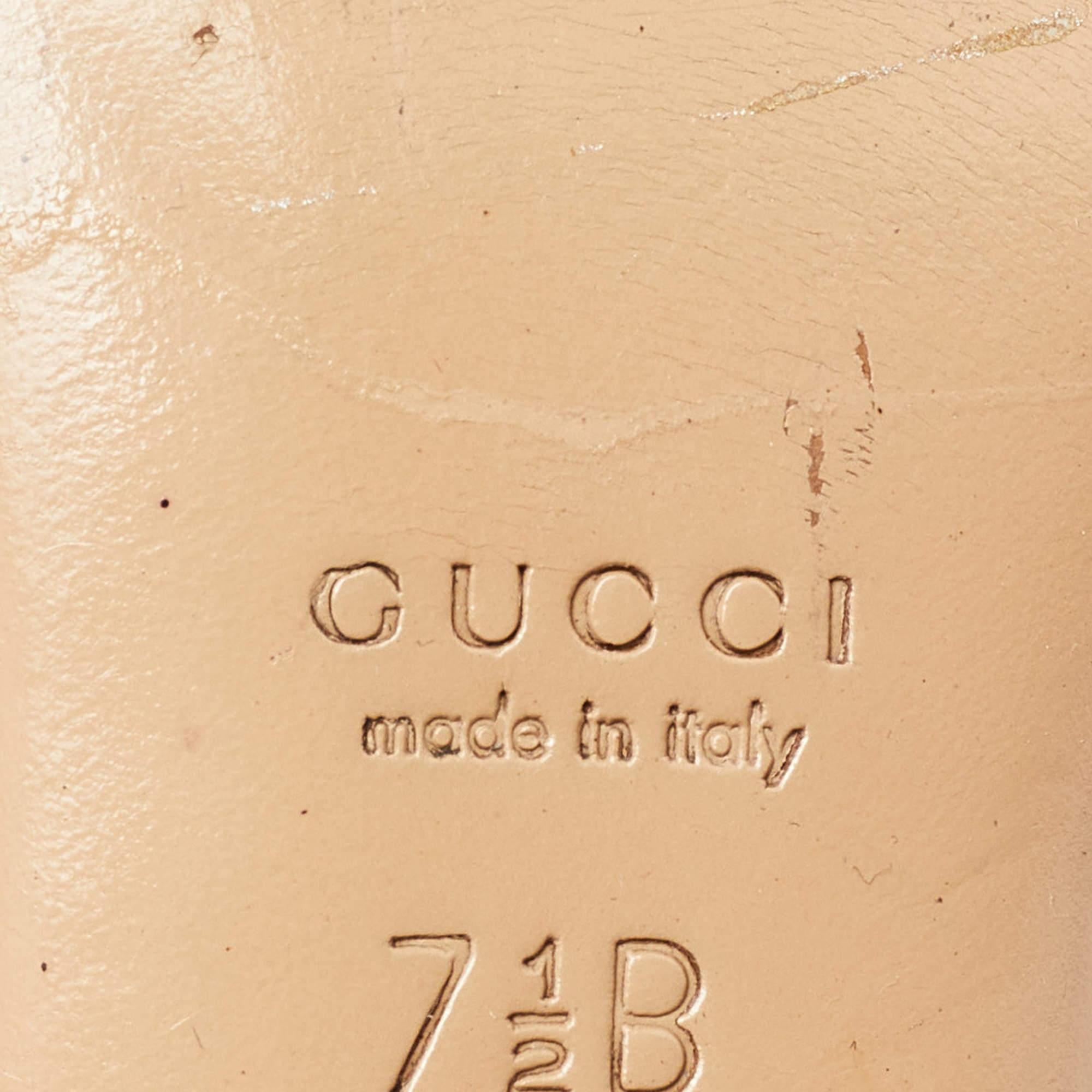 Gucci - Escarpins en cuir verni noir avec boucle en bambou Taille 39.5 Pour femmes en vente