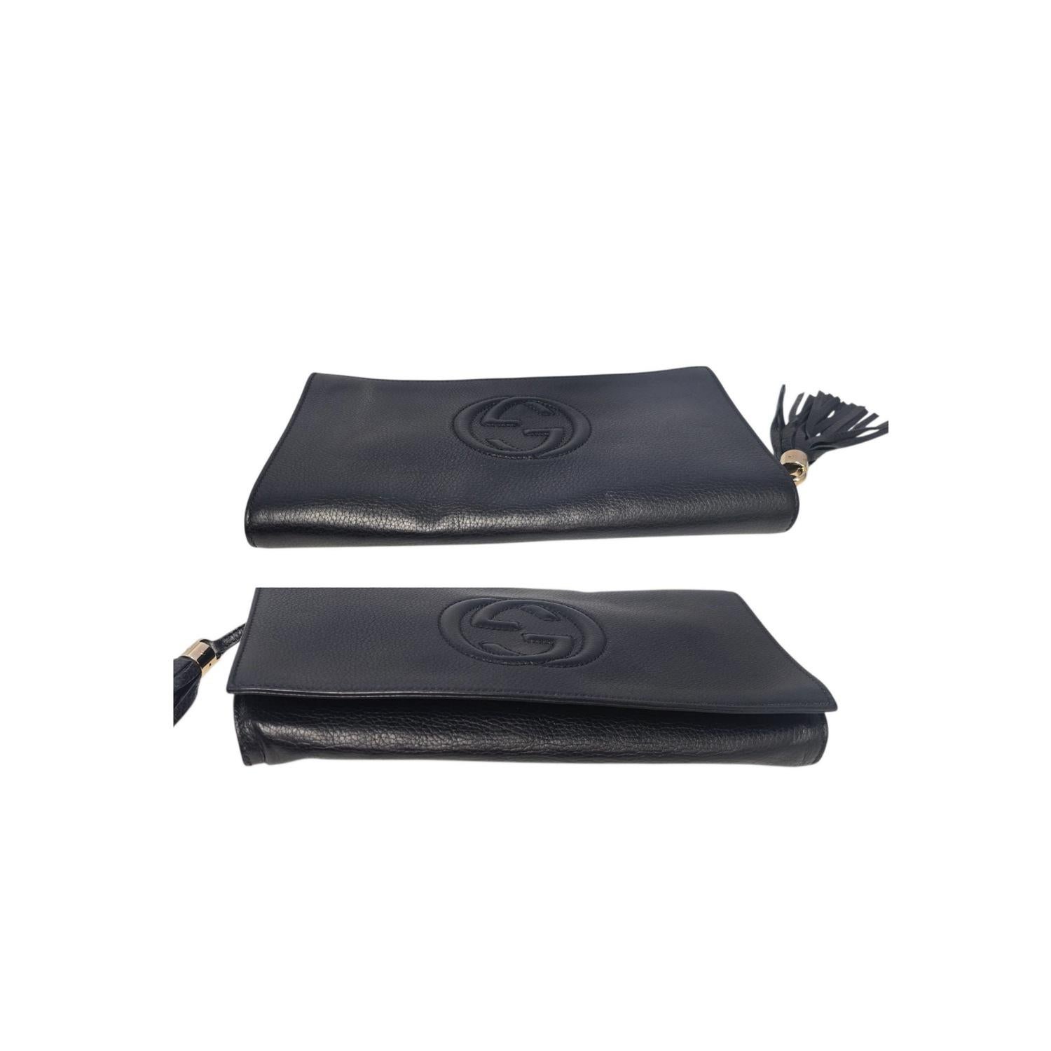 Gucci Pochette con nappe Soho in pelle di vitello nera in vendita 1