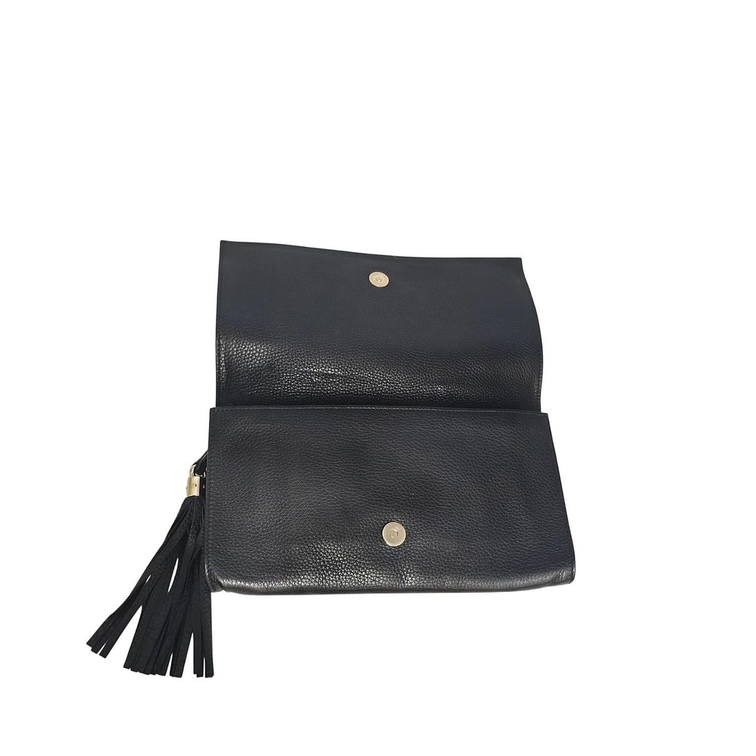 Gucci Pochette con nappe Soho in pelle di vitello nera in vendita 2