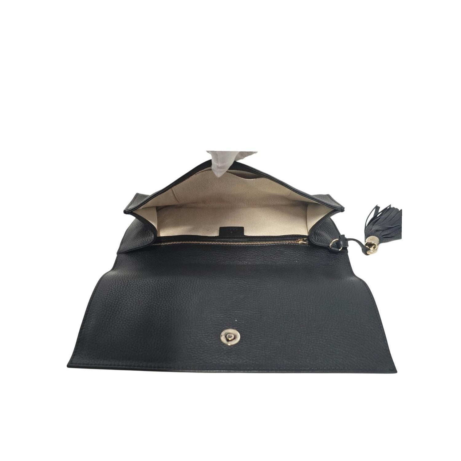 Gucci Pochette con nappe Soho in pelle di vitello nera in vendita 3