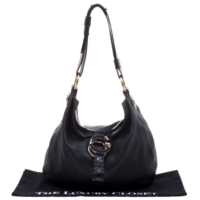 Gucci Black Pebbled Leather Large Wave Hobo 8