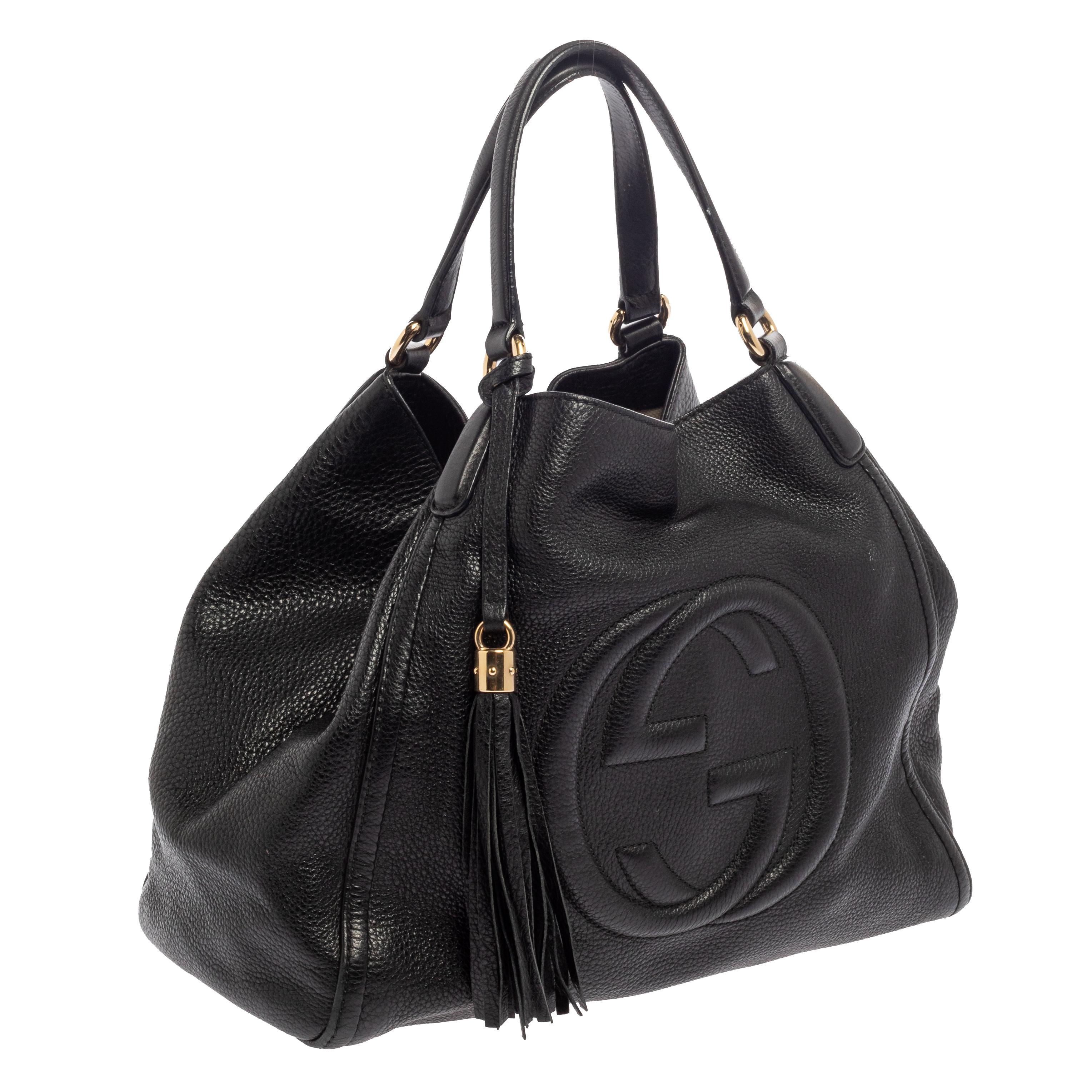 Gucci Black Pebbled Leather Medium Soho Shoulder Bag In Good Condition In Dubai, Al Qouz 2