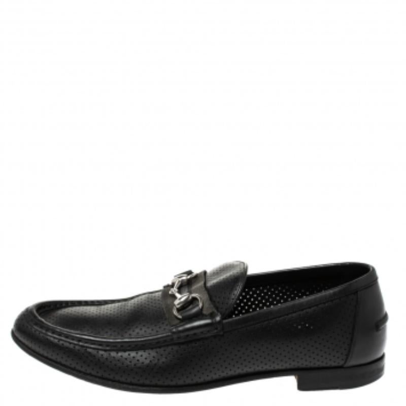Gucci Mocassins à enfiler en cuir perforé Taille 45 2