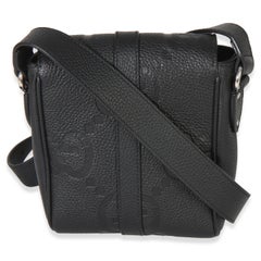 Gucci Black Piuma Calfskin Jumbo GG Embossed Small Messenger Bag
