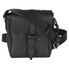 Gucci Black Piuma Calfskin Jumbo GG Embossed Small Messenger Bag