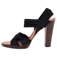 Gucci Sandales à plateforme en tissu plissé noir Taille 41